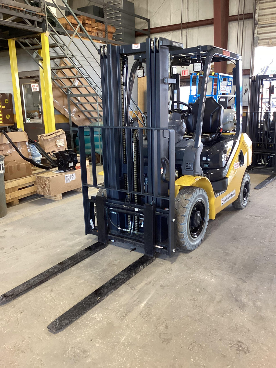 2022 KOMATSU FG25T-16