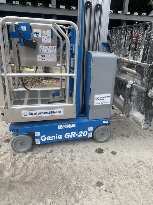 2021 GENIE GR-20