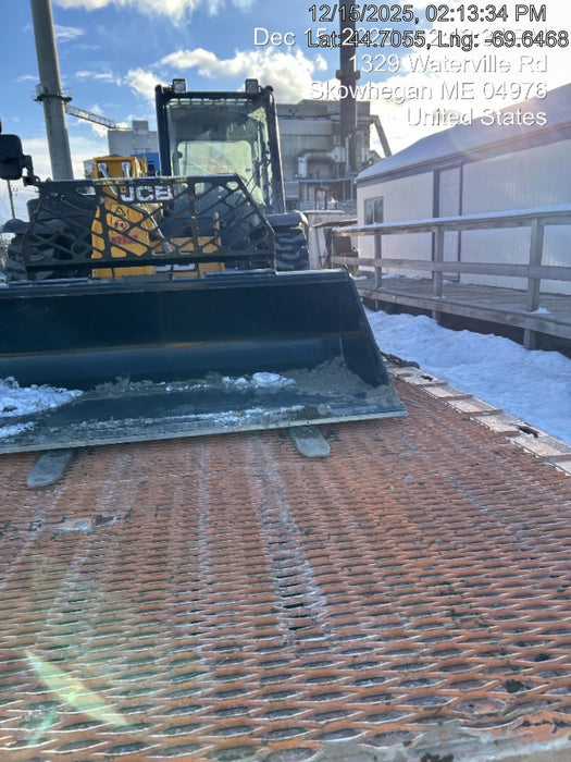 2025 JOHN DEERE 72" Skid Loader Bucket - John Deere C72