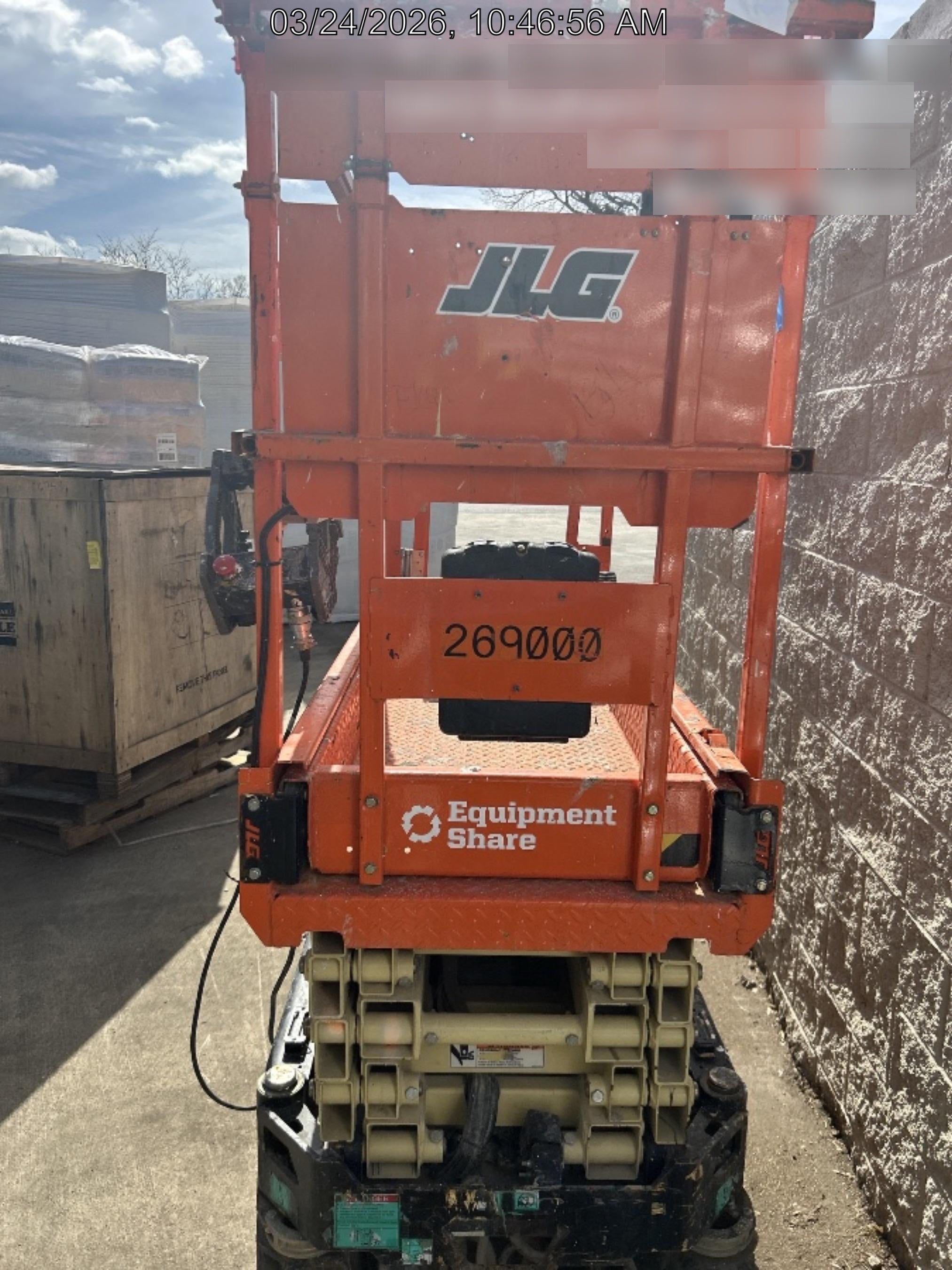 2022 JLG ES1932