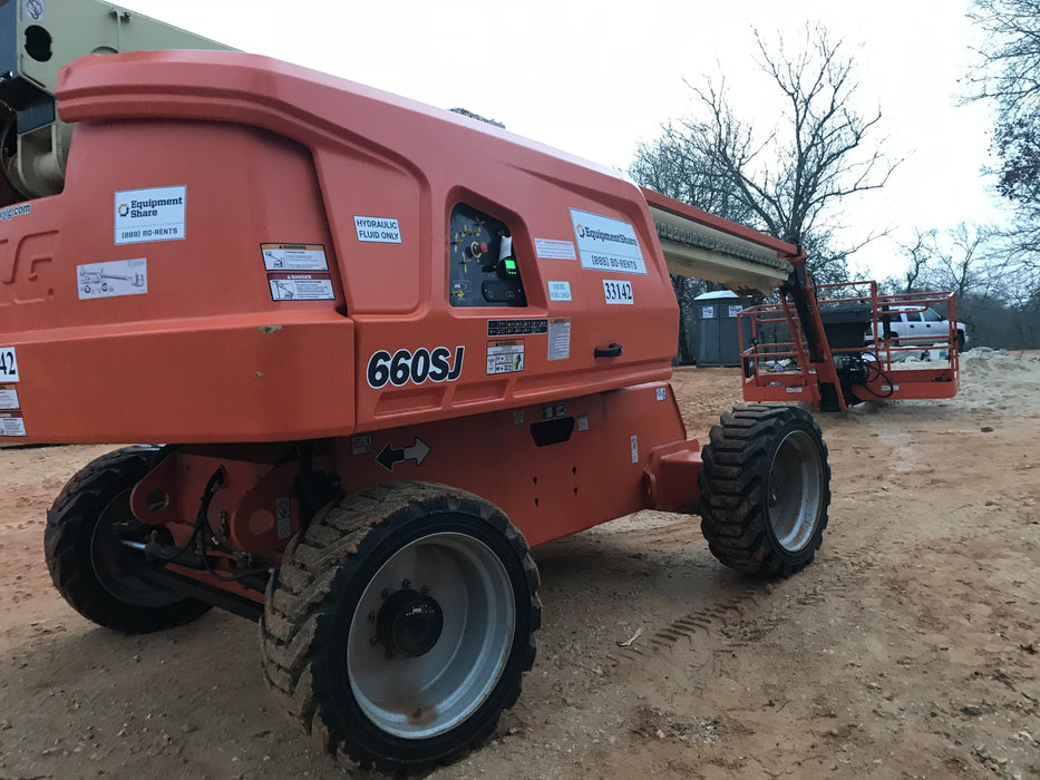 2019 JLG 660SJ