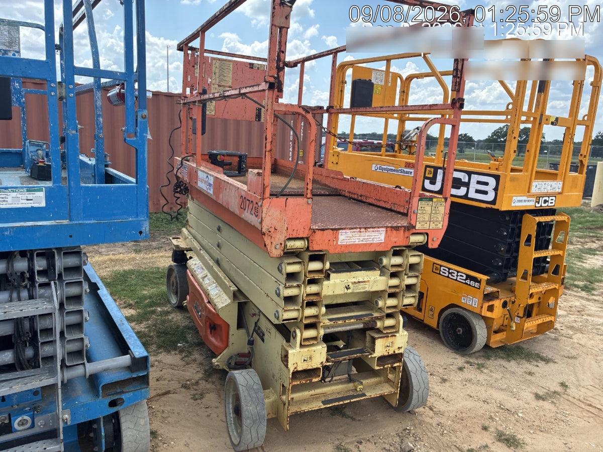 2016 JLG 3246ES