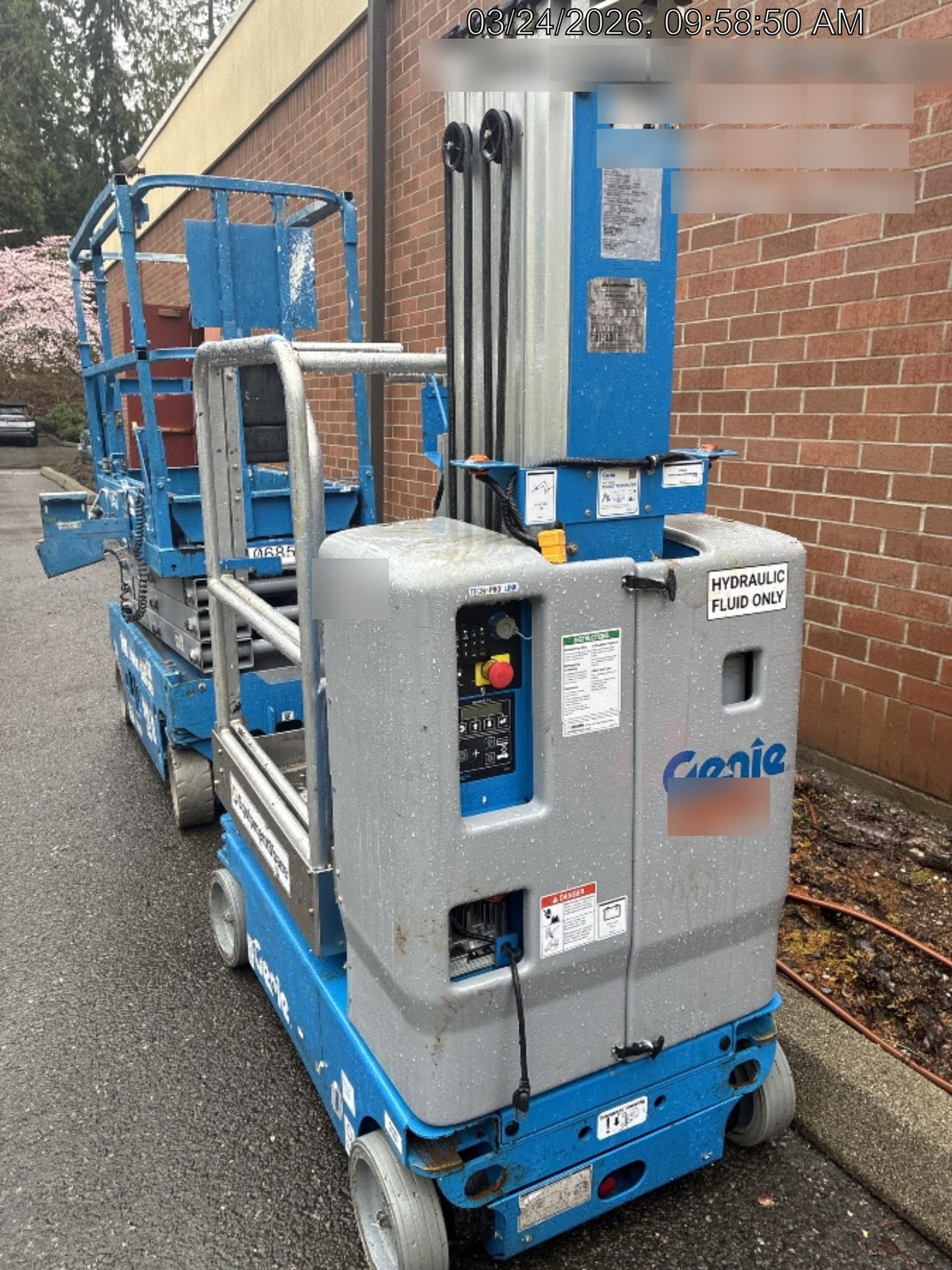 2019 GENIE GR-20