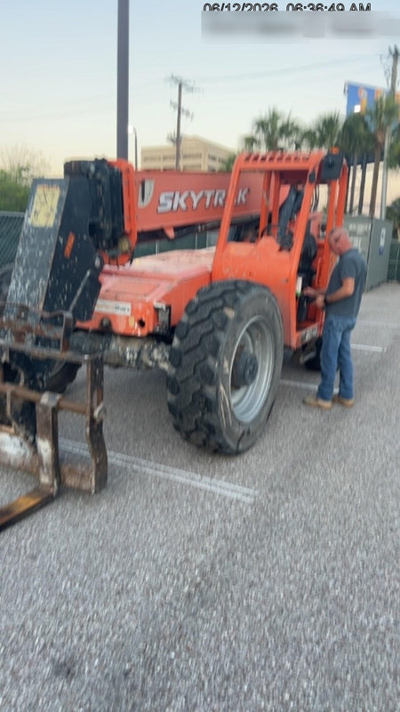 2018 SKYTRAK 8042