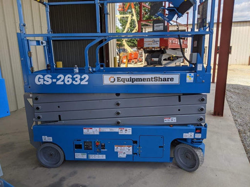 2020 Genie GS-2632 Solid NM Tires, Folding Rails with Half-Height Swing Gate, Beacon