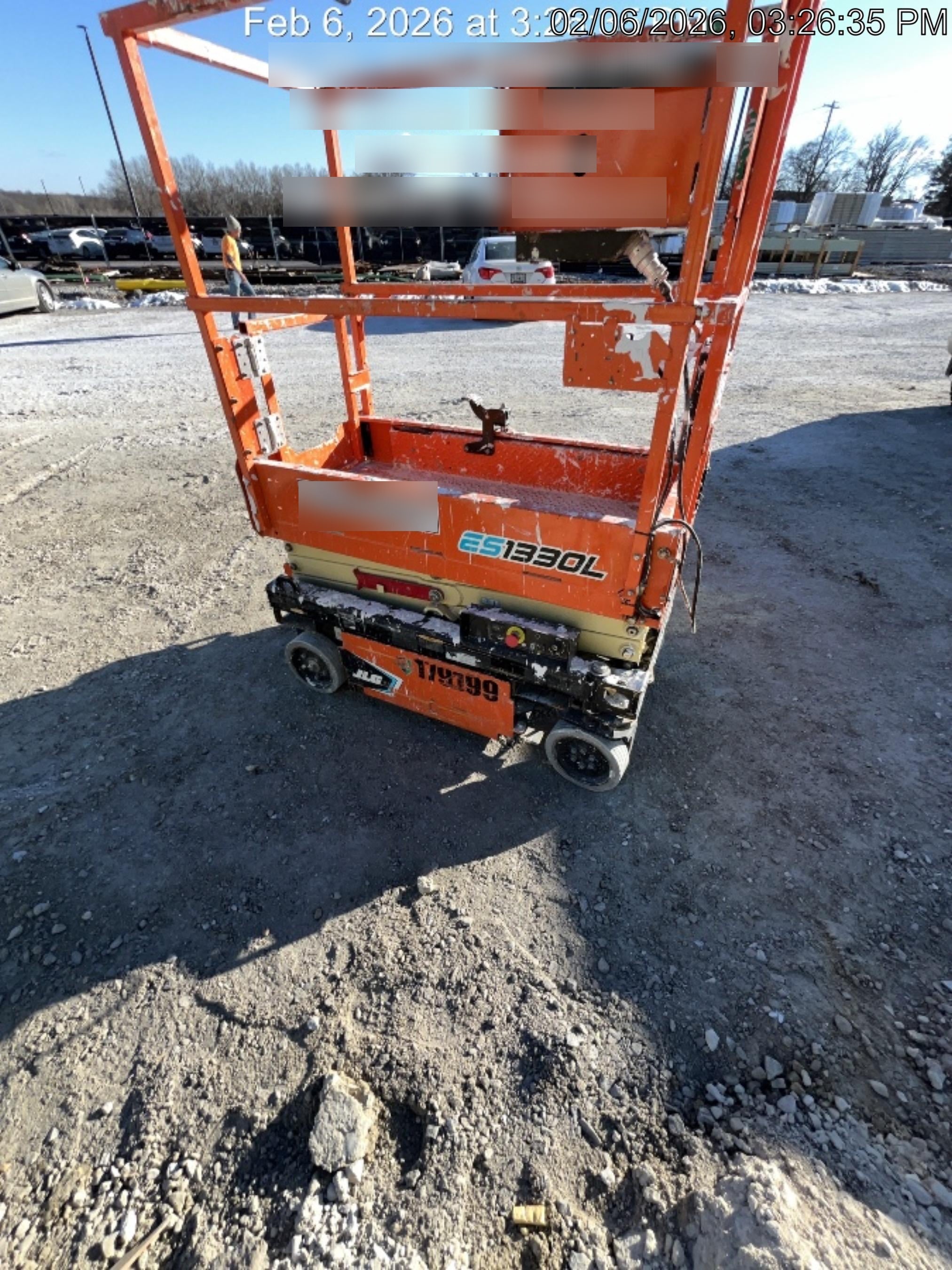 2021 JLG ES1330L