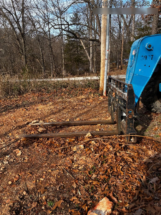 2017 Genie GTH-844 Genie GTH 844, Solid Tires, 60" carriage, Open ROPS