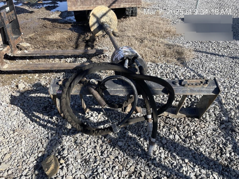 2018 CASE Auger Drive - Case