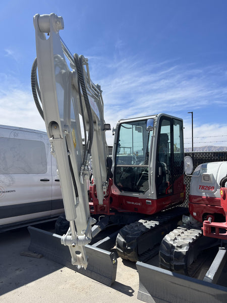 2025 TAKEUCHI TB260-CR