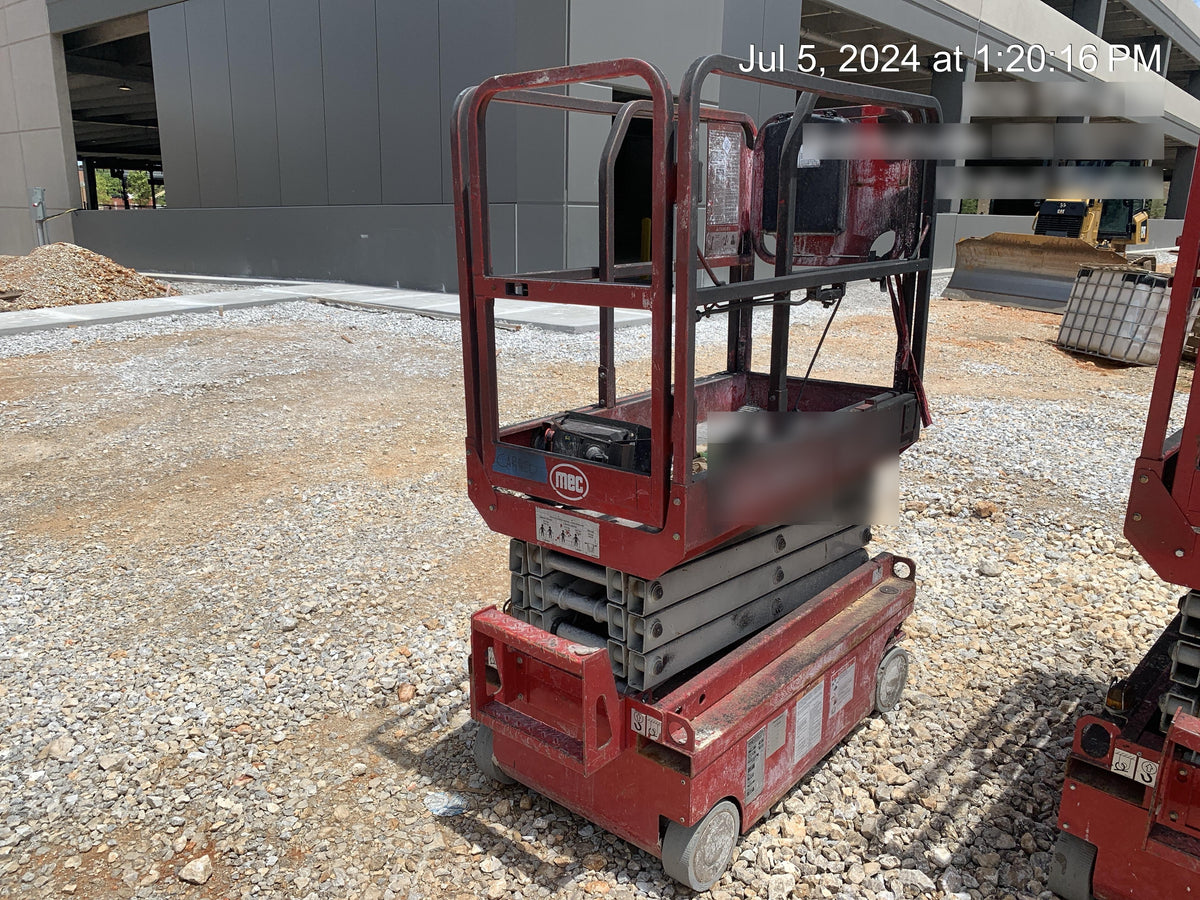 2017 MEC 1330SE 13' Scissor Lift w/2 Year Full Extended Warranty