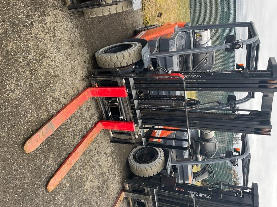 2022 TOYOTA 50-8FGU25