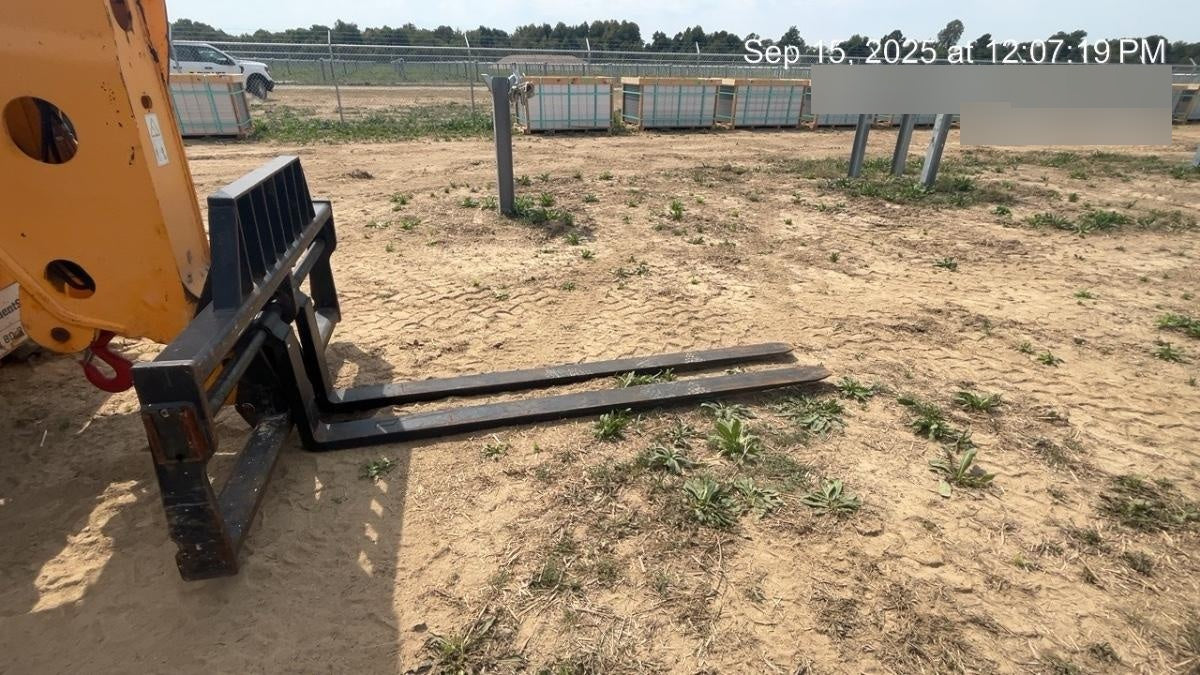 2018 JCB 512-56 JCB 512-56 Telehandler 74 HP w/CAB/HVAC, Beacon, Worklights, Semi Solids Tires, 72" Carriage/Forks