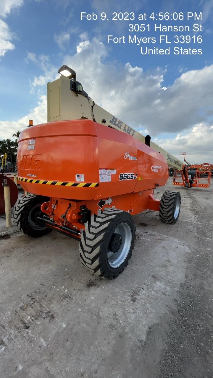 2022 JLG 860SJ