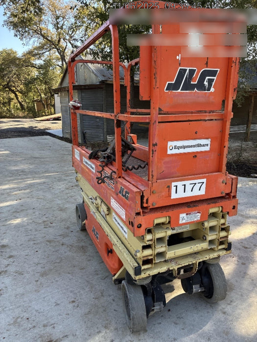 2016 JLG 1930ES