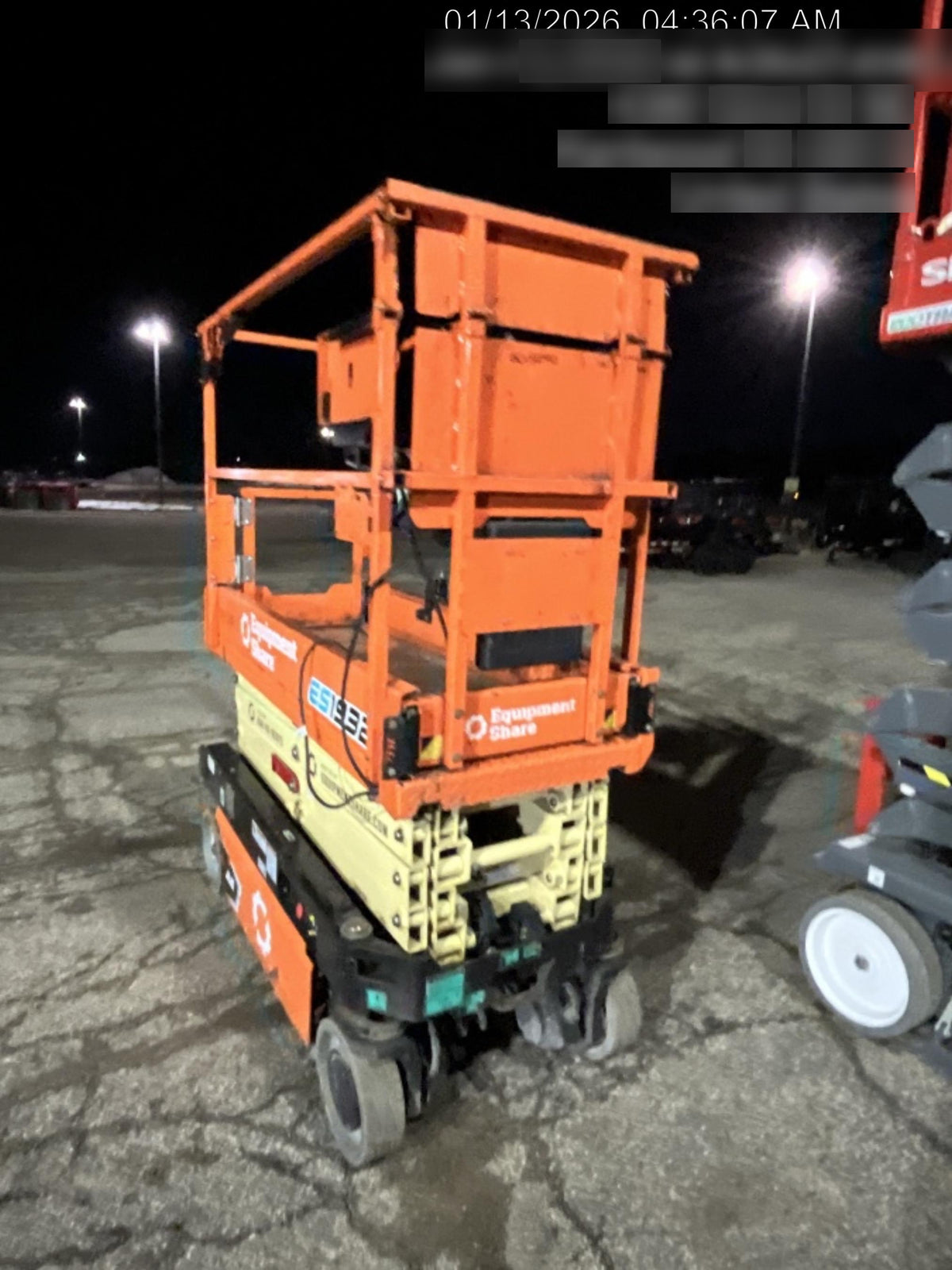 2023 JLG ES1932