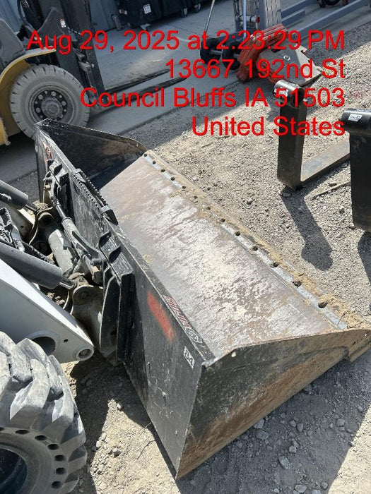 2025 VIRNIG 84" Smooth Bucket