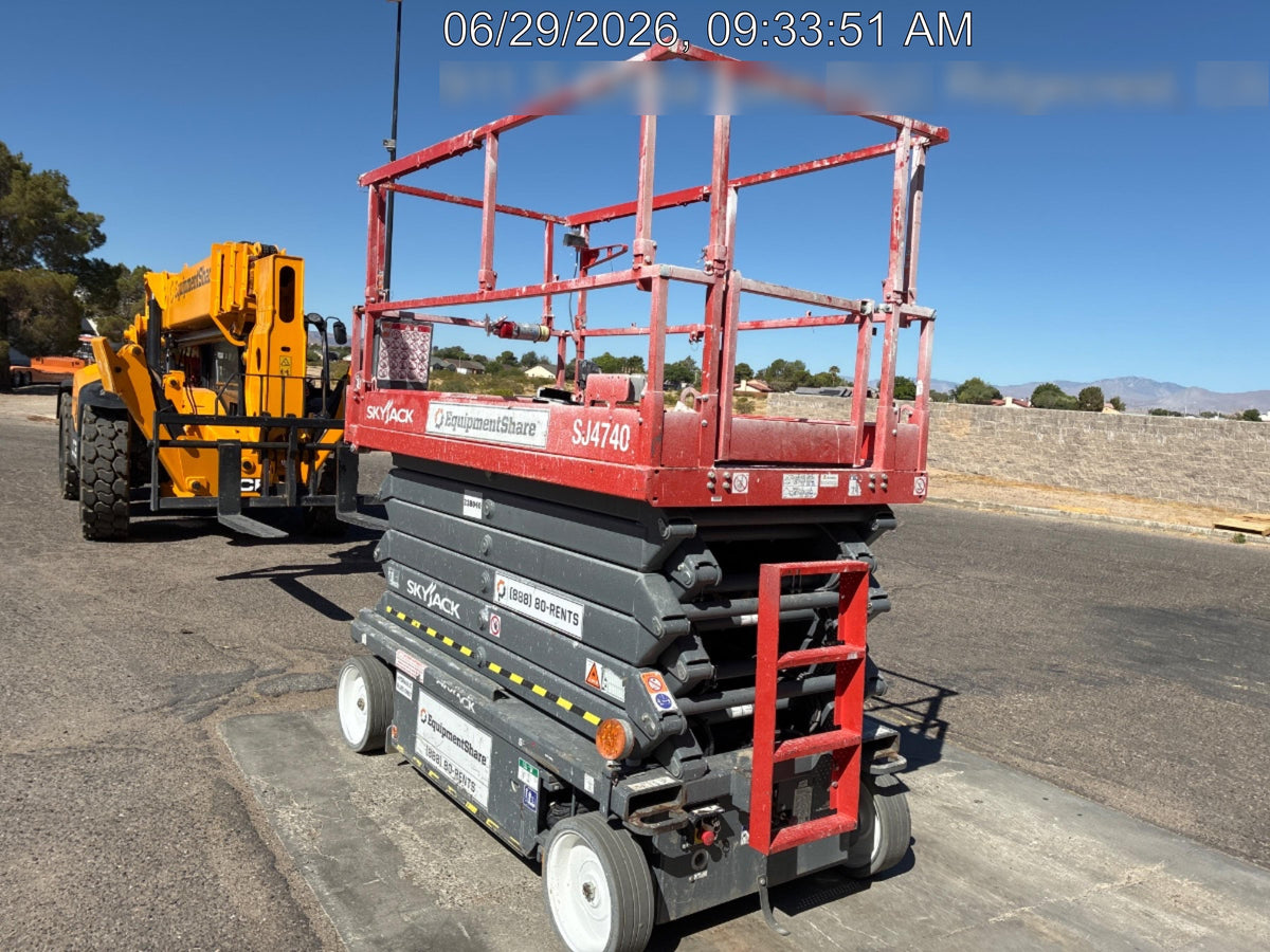 2022 SKYJACK SJ4740
