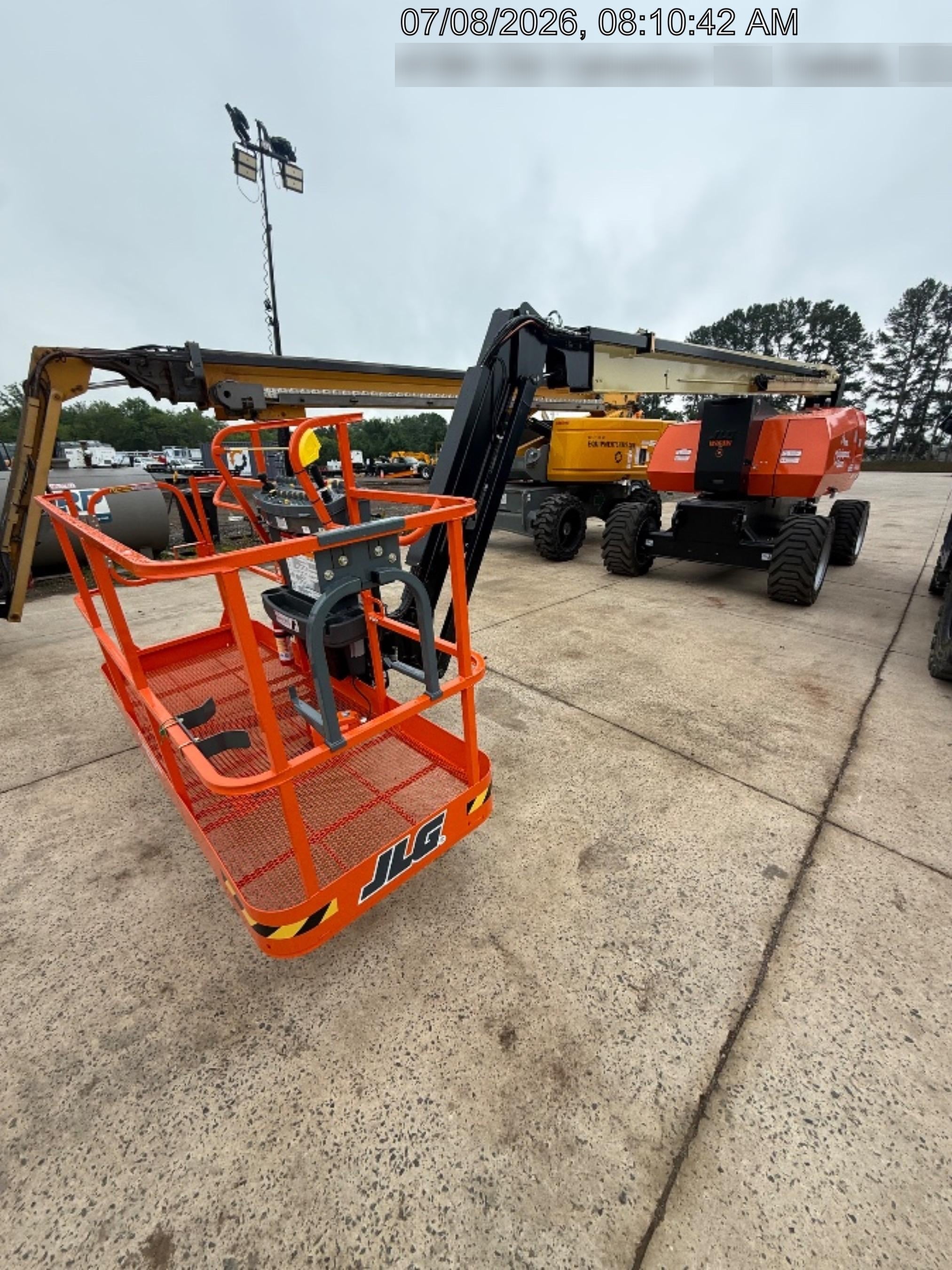 2026 JLG 800AJ
