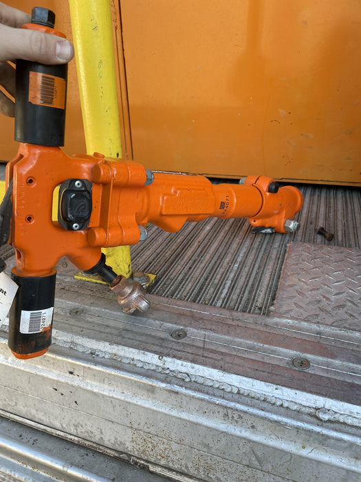 2022 MICHIGAN PNEUMATIC ES-TPB30-1-TRACKER