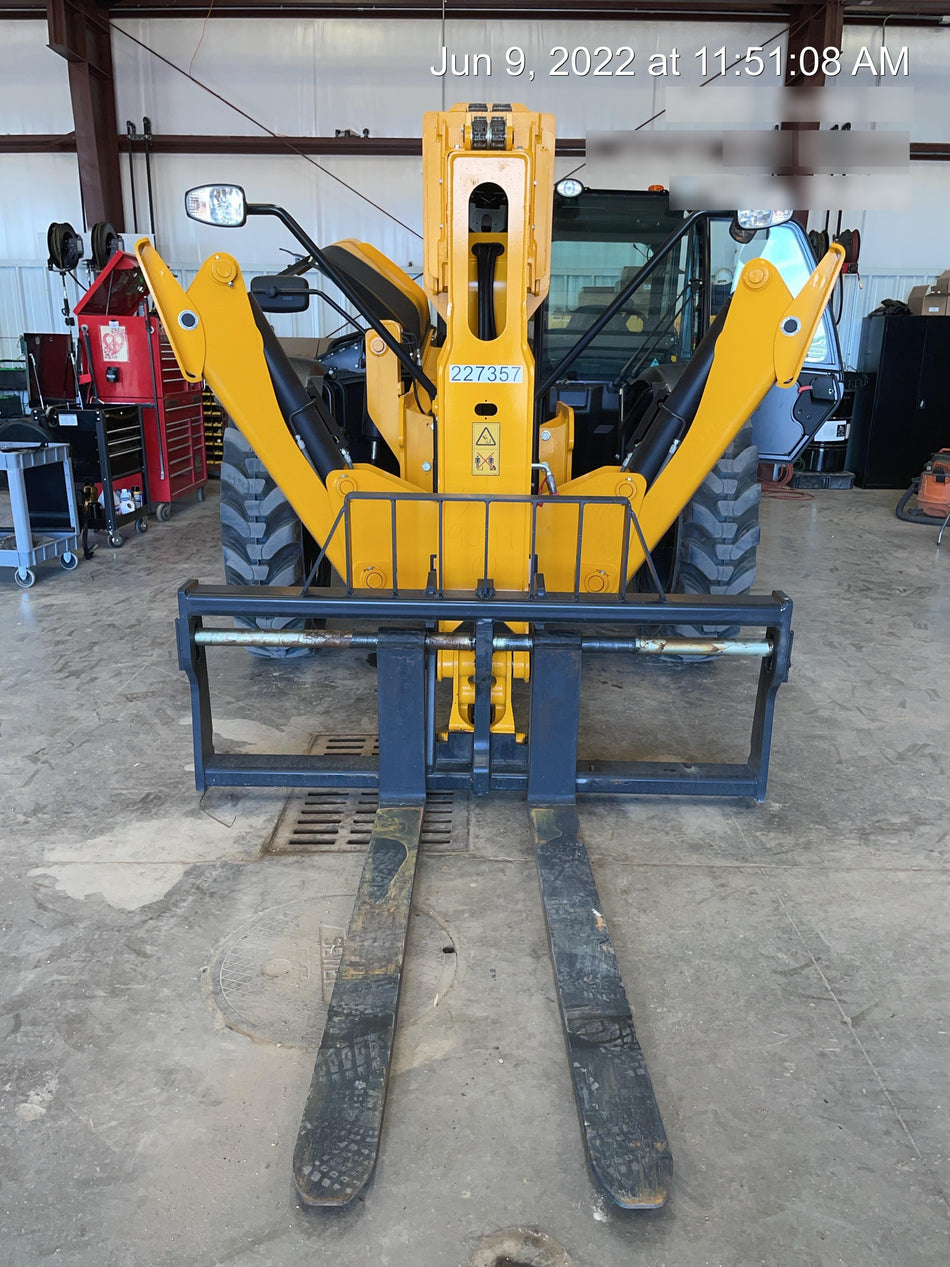 2022 JCB 512-56