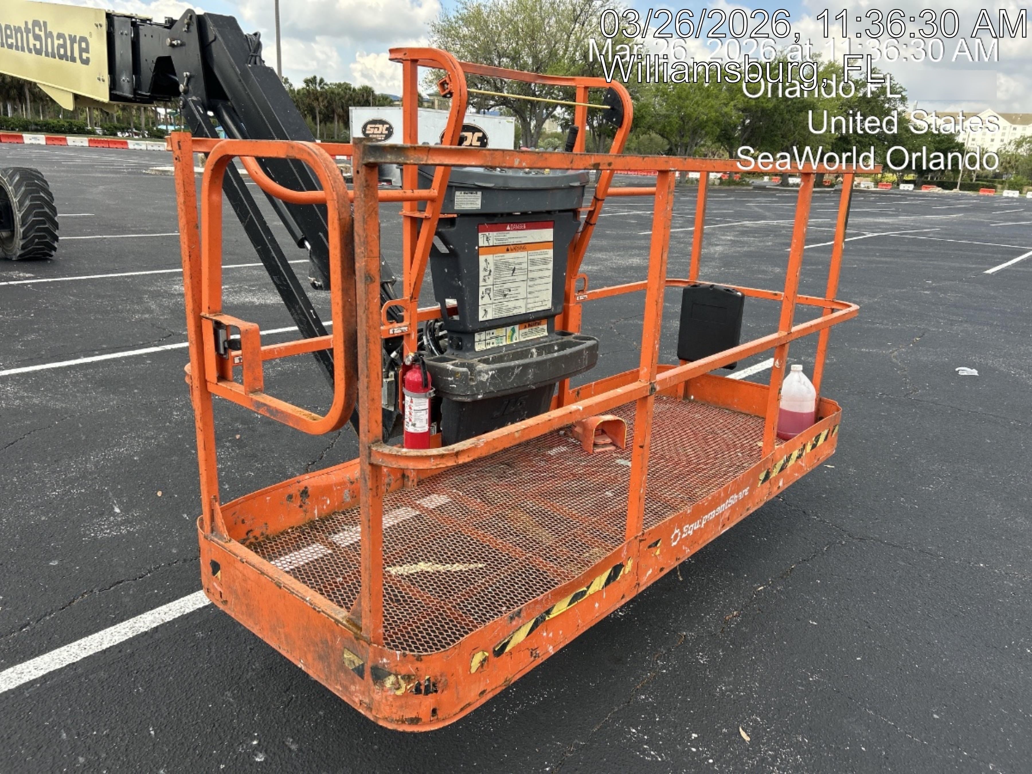 2023 JLG 860SJ
