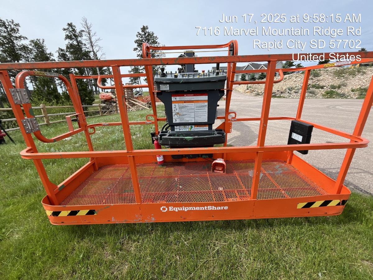 2024 JLG 660SJ