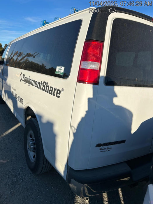 2025 CHEVROLET Express Van - Rental