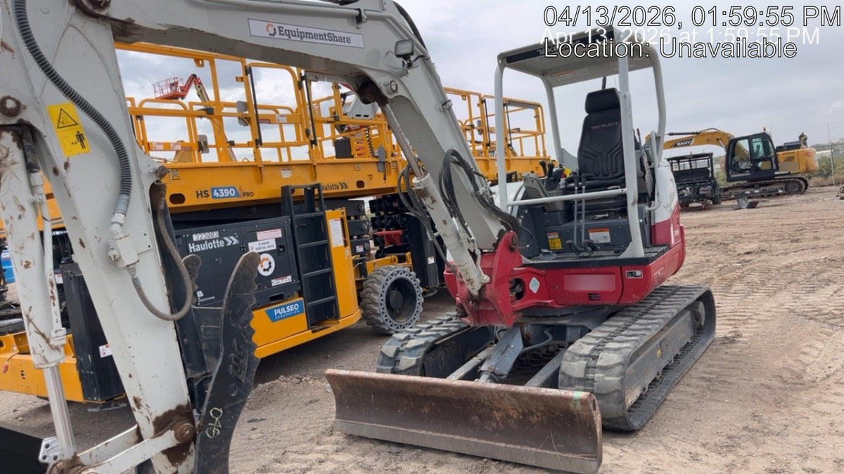 2021 TAKEUCHI TB250-2