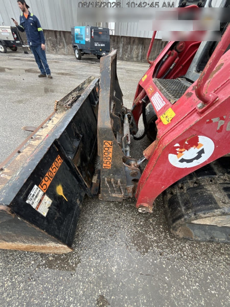 2025 TAKEUCHI 76" Smooth Bucket - Takeuchi