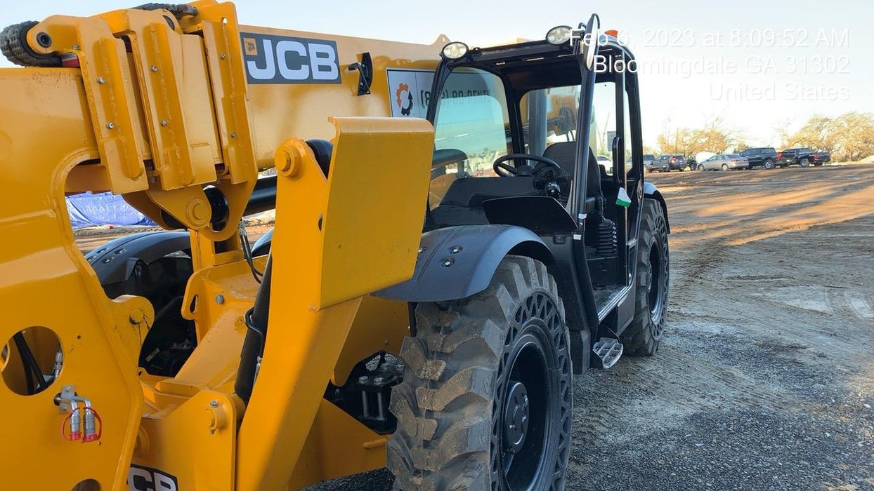 2023 JCB 510-56