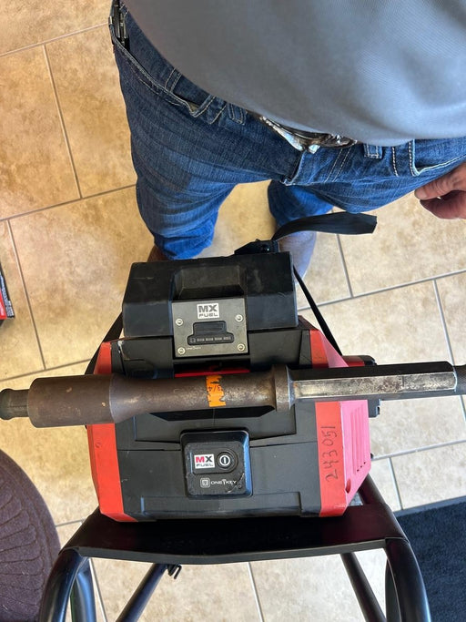 2022 MILWAUKEE MXF368-1XC