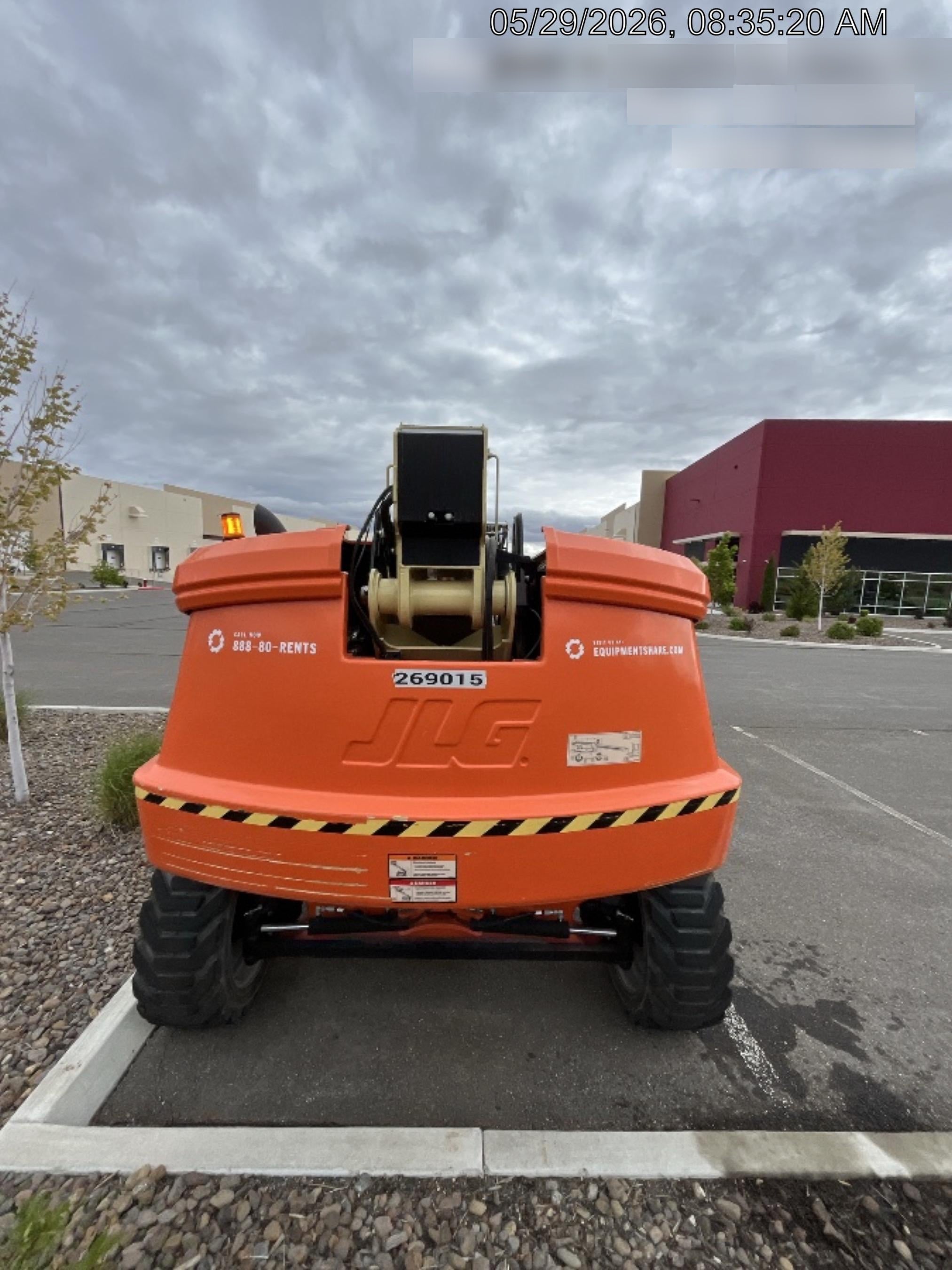 2022 JLG 660SJ