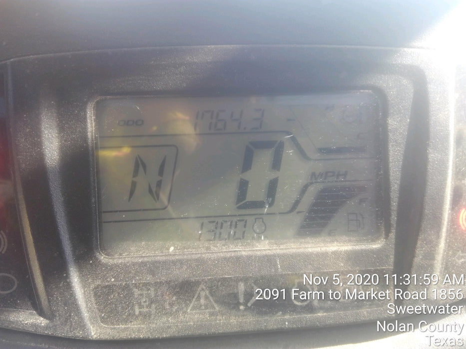 2019 Kubota RTV-XG850WL-H 4wd Utility Cart, Gas, 2 Seat, LED Strobe, Windshield Tempered Glass, Plastic Canopy, Wire Harness Kit, Backup Alarm