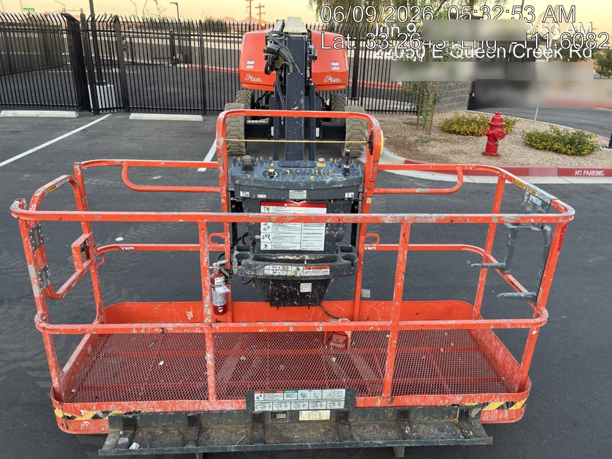 2025 JLG 660SJ