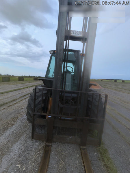 2022 CASE 586H