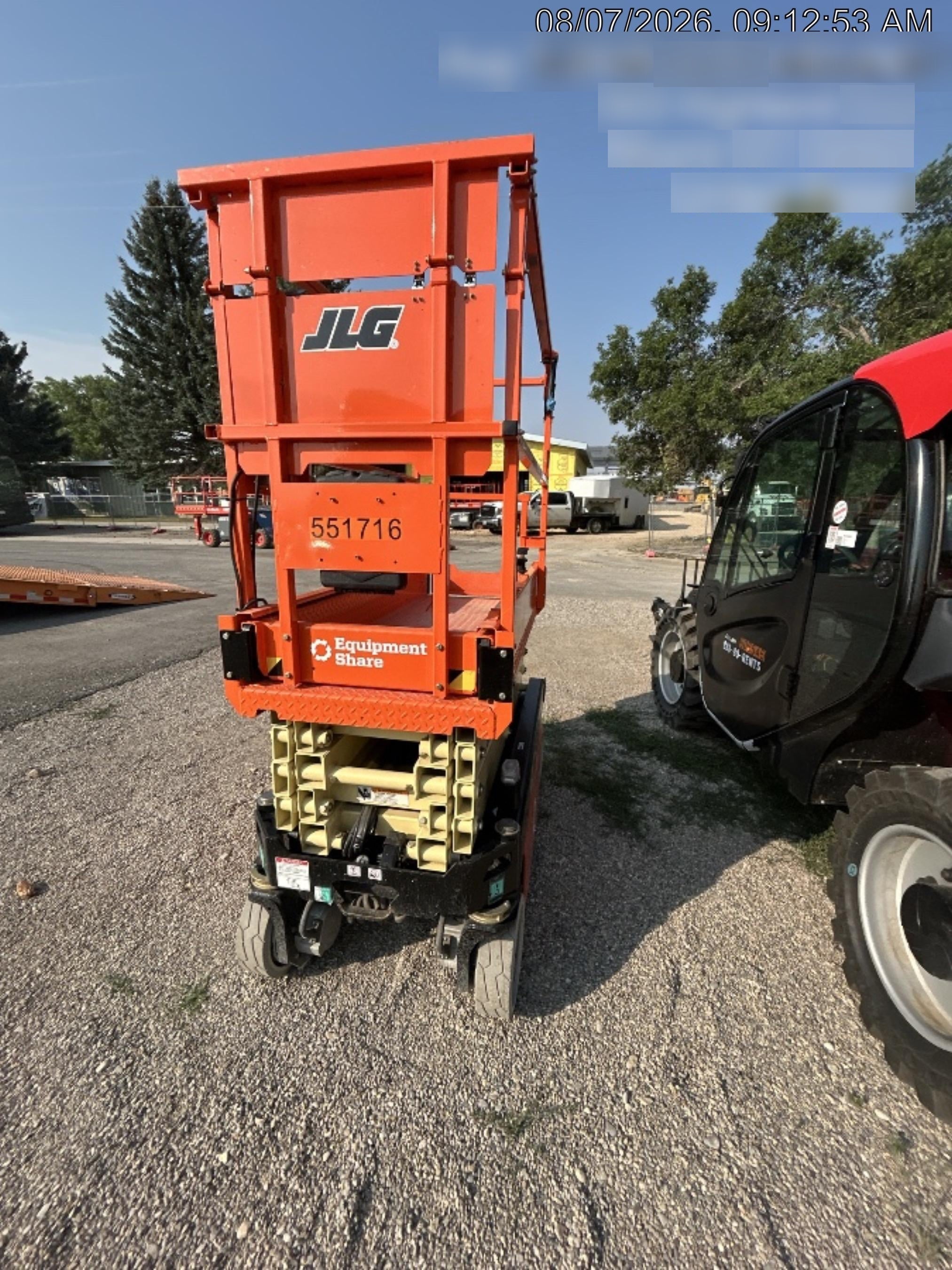 2025 JLG ES1932