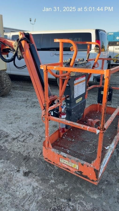 2019 JLG 450AJ