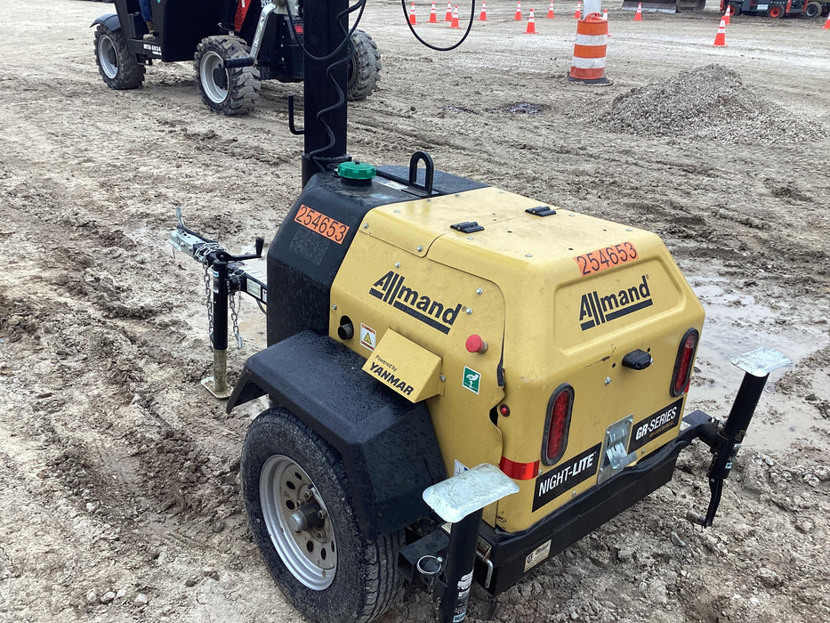 2022 Allmand NLV3GR (4) LED Light Fixture 350W, 23' Vertical Mast, 3kW Prime, Towable, ES Decals, T3