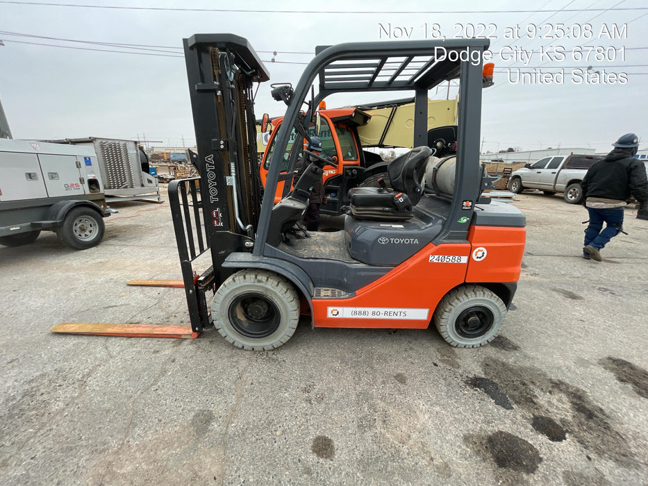 2022 TOYOTA 50-8FGU25