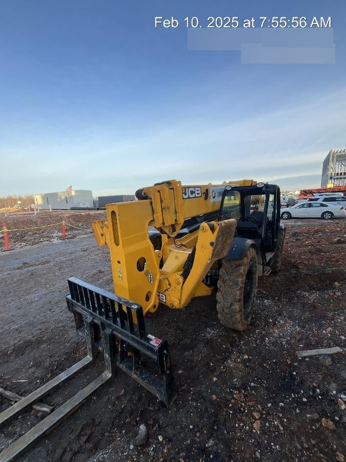 2023 JCB 510-56