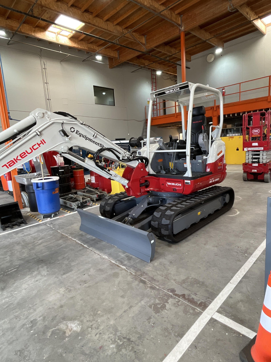 2025 TAKEUCHI TB250-2R