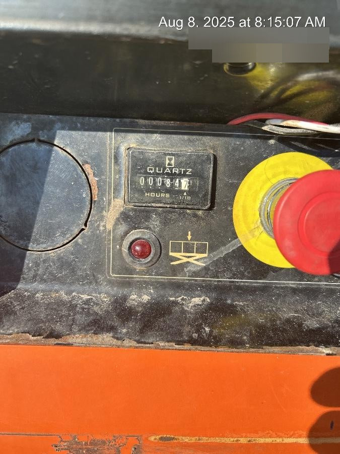 2021 JLG ES1932
