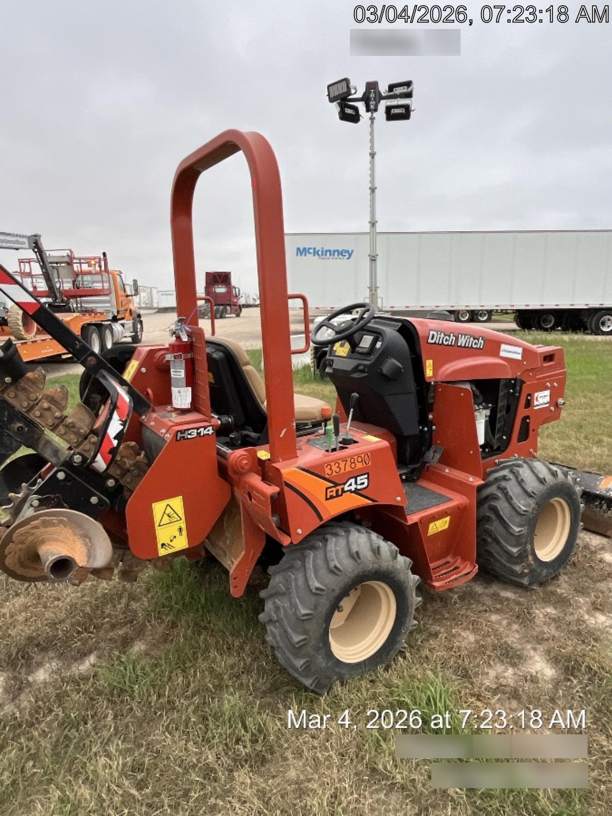 2023 DITCH WITCH RT45A