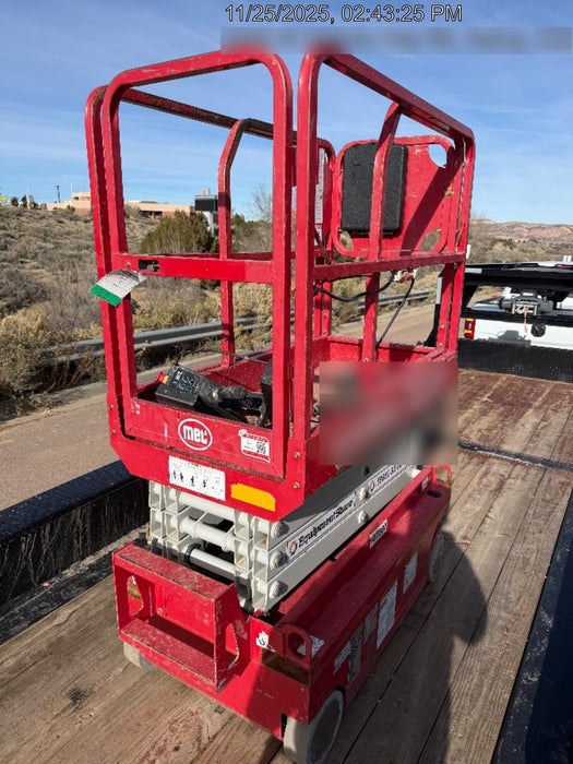 2020 MEC 1330SE Solid NM Tires, Steel Swing out Doors, LCS, Beacon, 900W Inverter