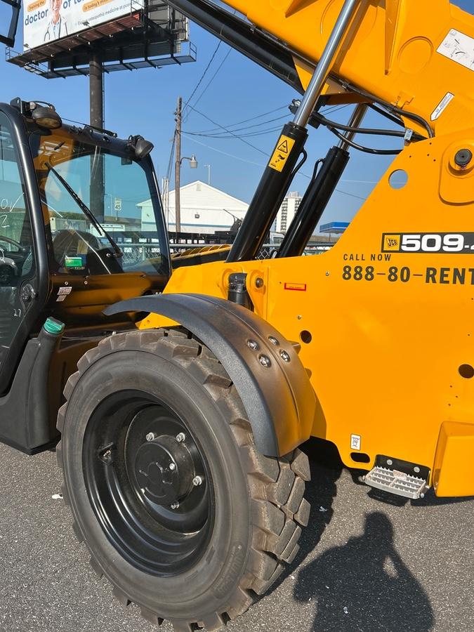 2025 JCB 509-42