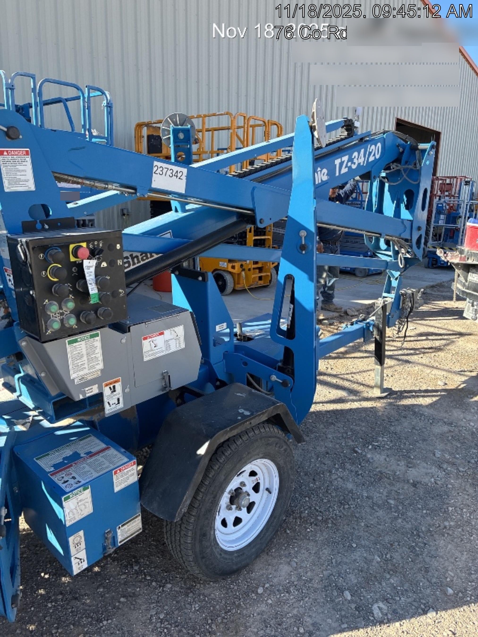 2022 GENIE TZ-34 DC