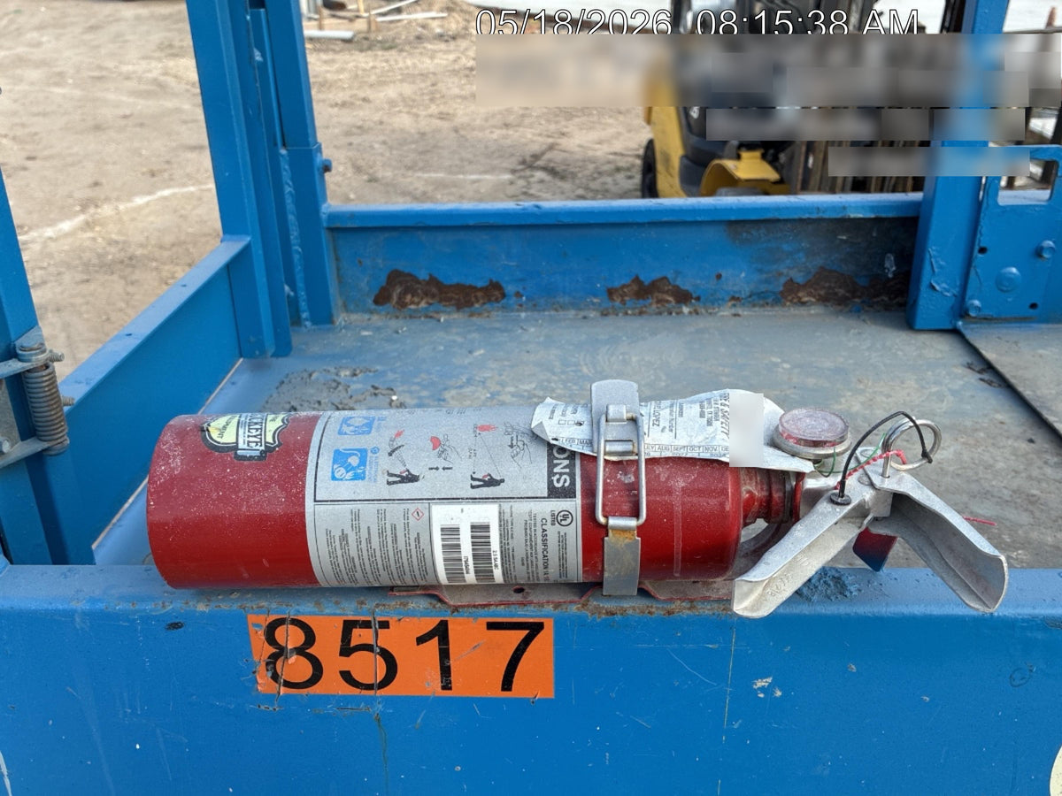 2018 Genie GS-3232 Genie GS3232 Lift w/Folding Rails and Swing Gate
