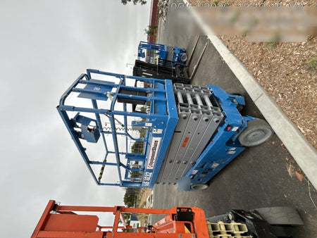 2022 GENIE GS-3232
