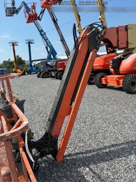 2019 JLG 660SJ
