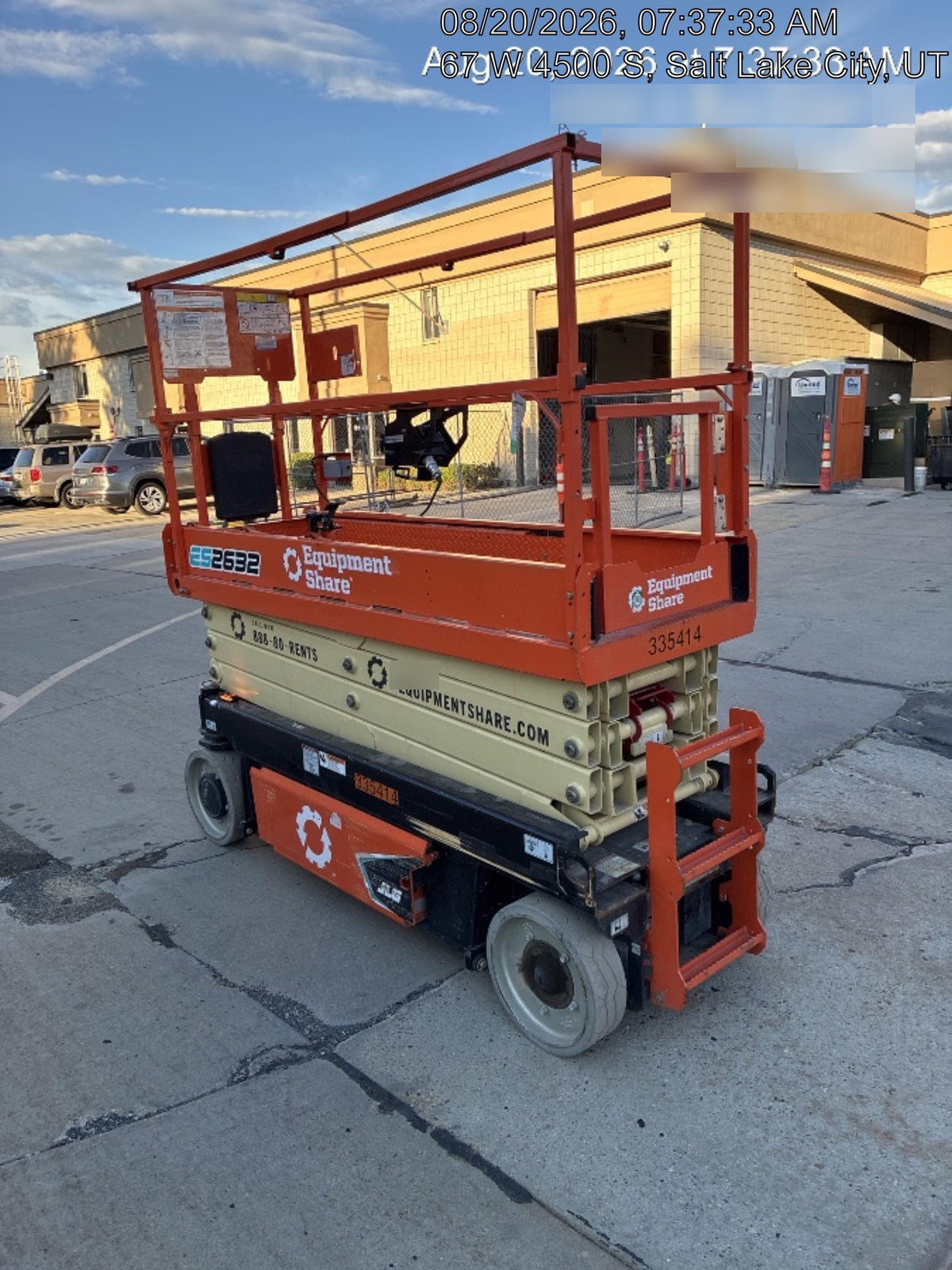 2023 JLG ES2632
